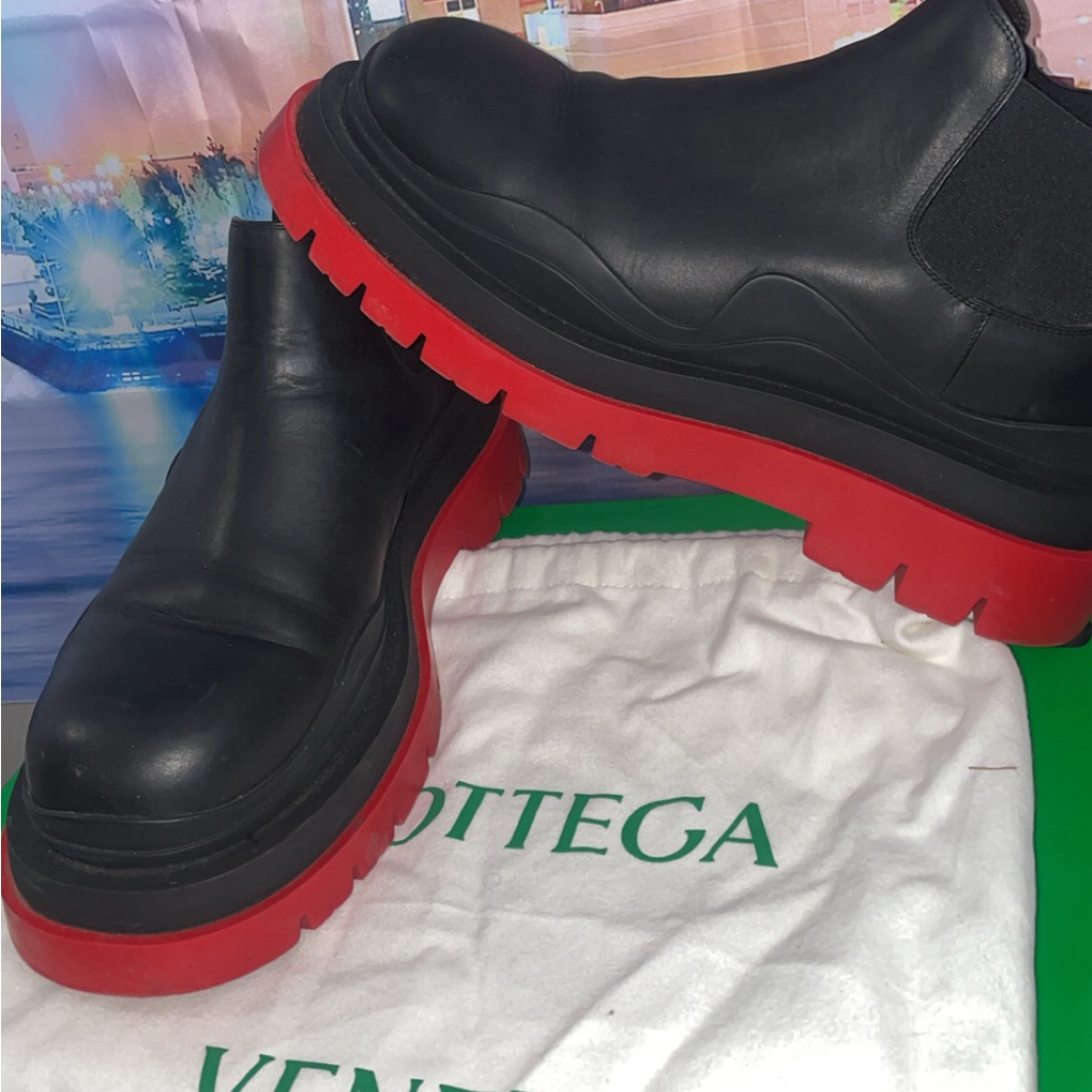 Bottega Veneta